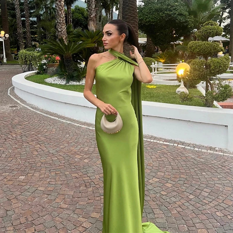 Elegant One-Shoulder Maxi Dress – Timeless Luxury